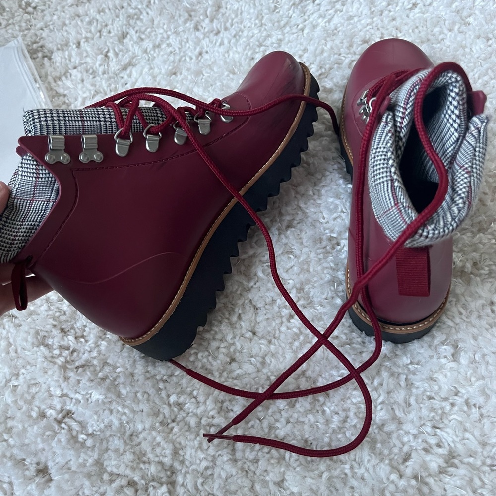 Bernardo Winnie Lace Up Rubber Rain Boots in Bordeaux - Picture 5 of 6